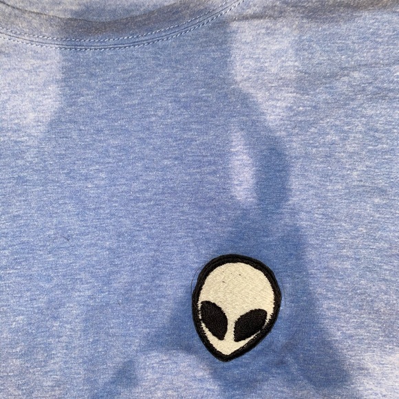 Brandy Melville Blue Alien Top - Picture 2 of 2